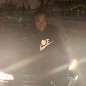 Meet your Posher, Latasha